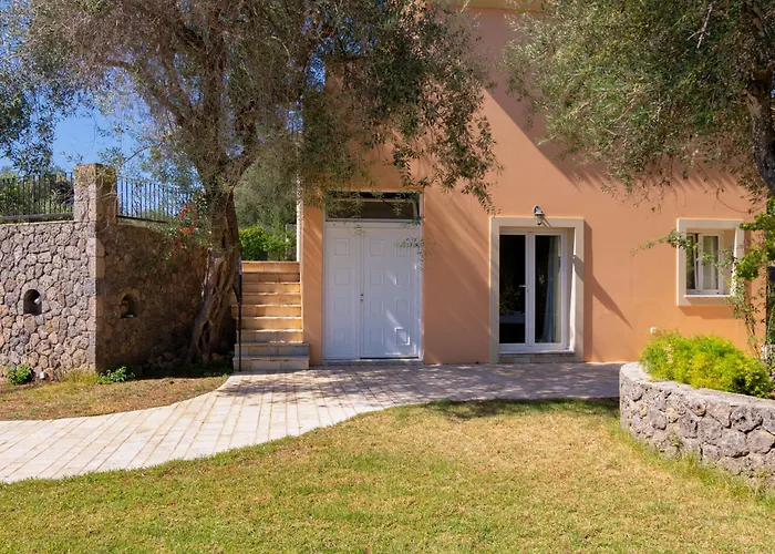 Odyssey Vila Dassiá