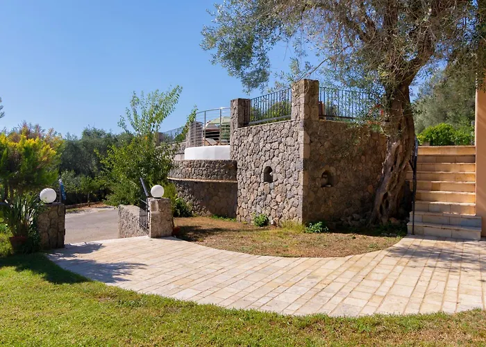 Odyssey Vila *