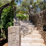 Odyssey וילה